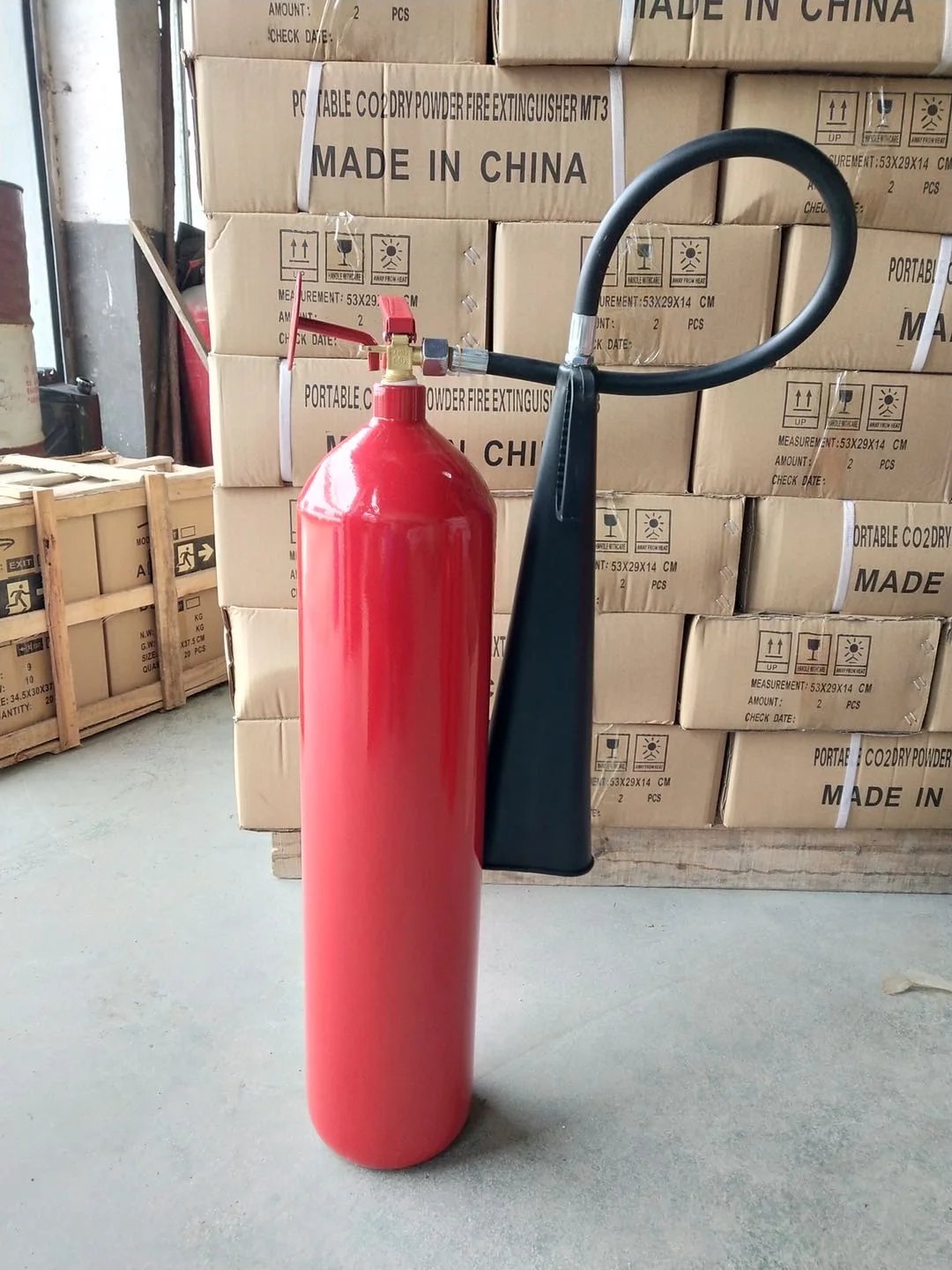 China Hot Sell 2kg Co2 Fire Extinguisher
