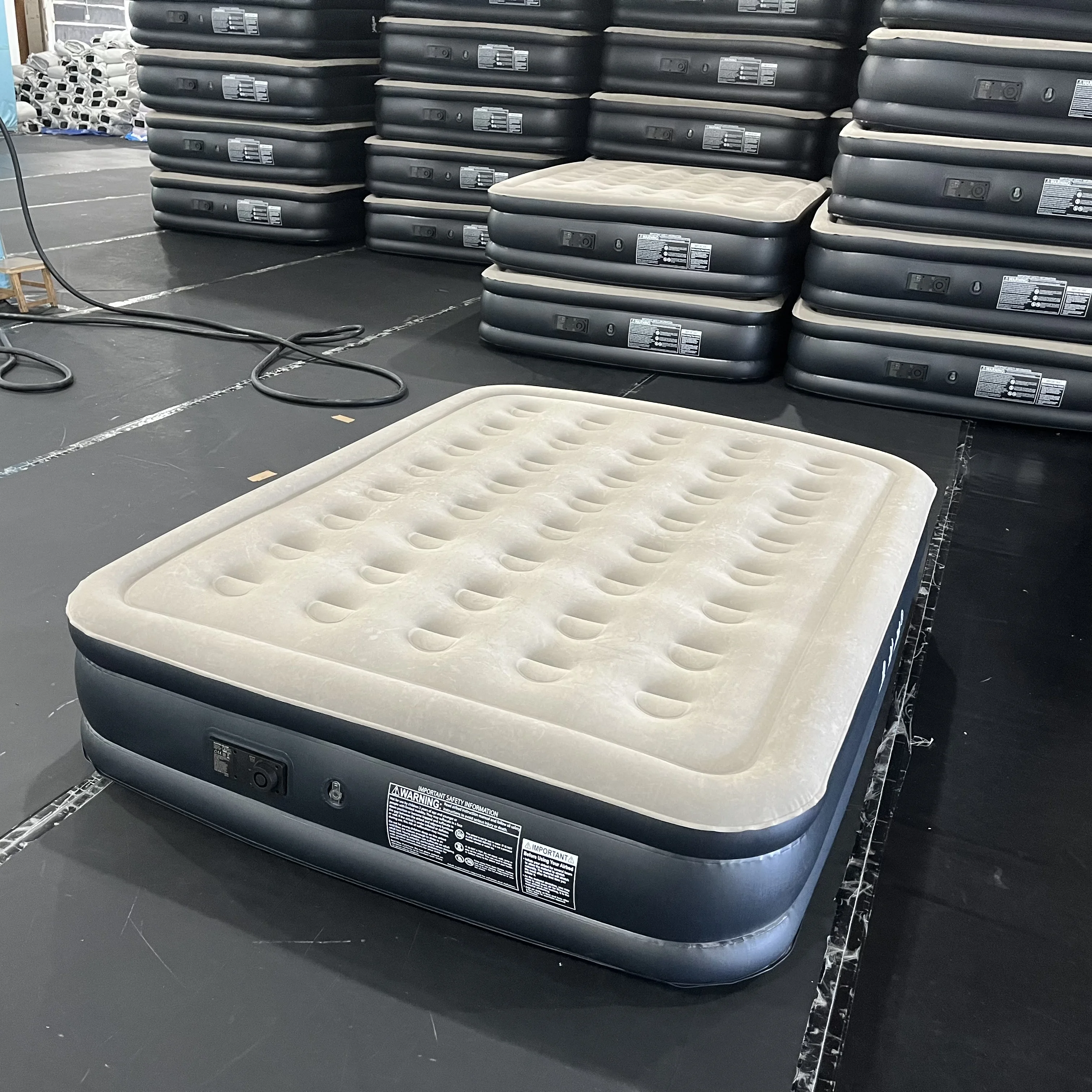 Queen size 18inch Luxury Top White OEM Style Fabric Packing Furniture Bedroom Tight Color Design