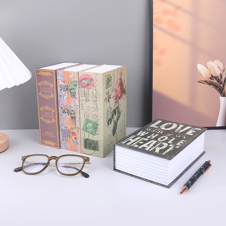 Персонализированная Мини-Копилка в форме книги