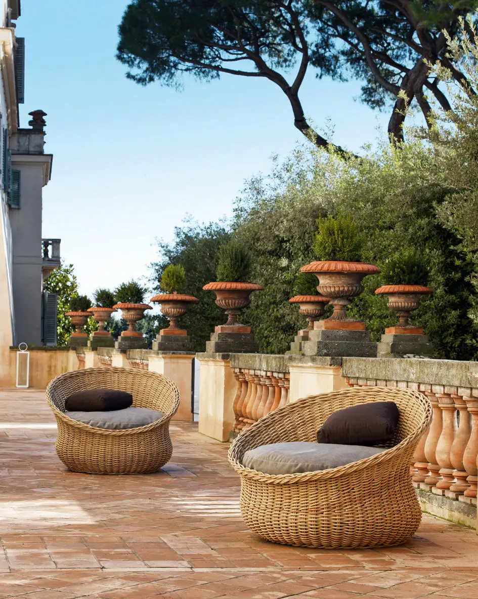 Indoor outdoor used egg shape synthetic rattan lounge chair