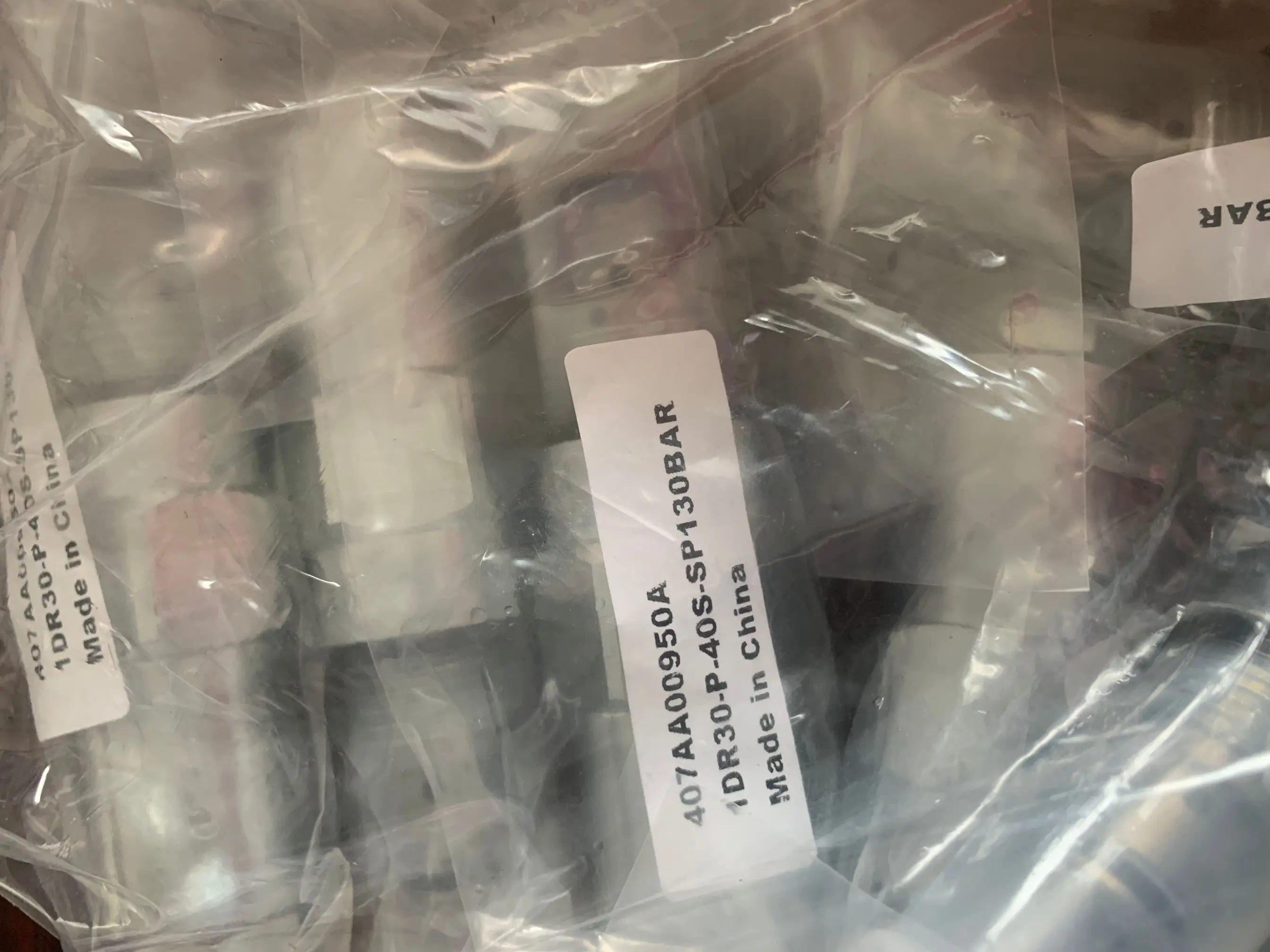 1DR30-P-40S-SP130BAR 407AA00950A EATON VICKERS origin 1DR30P40S-130BAR 1DR30P40S 1DR30-P-40S-130BAR 1DR30P20S 407AA00188A 1DR30P