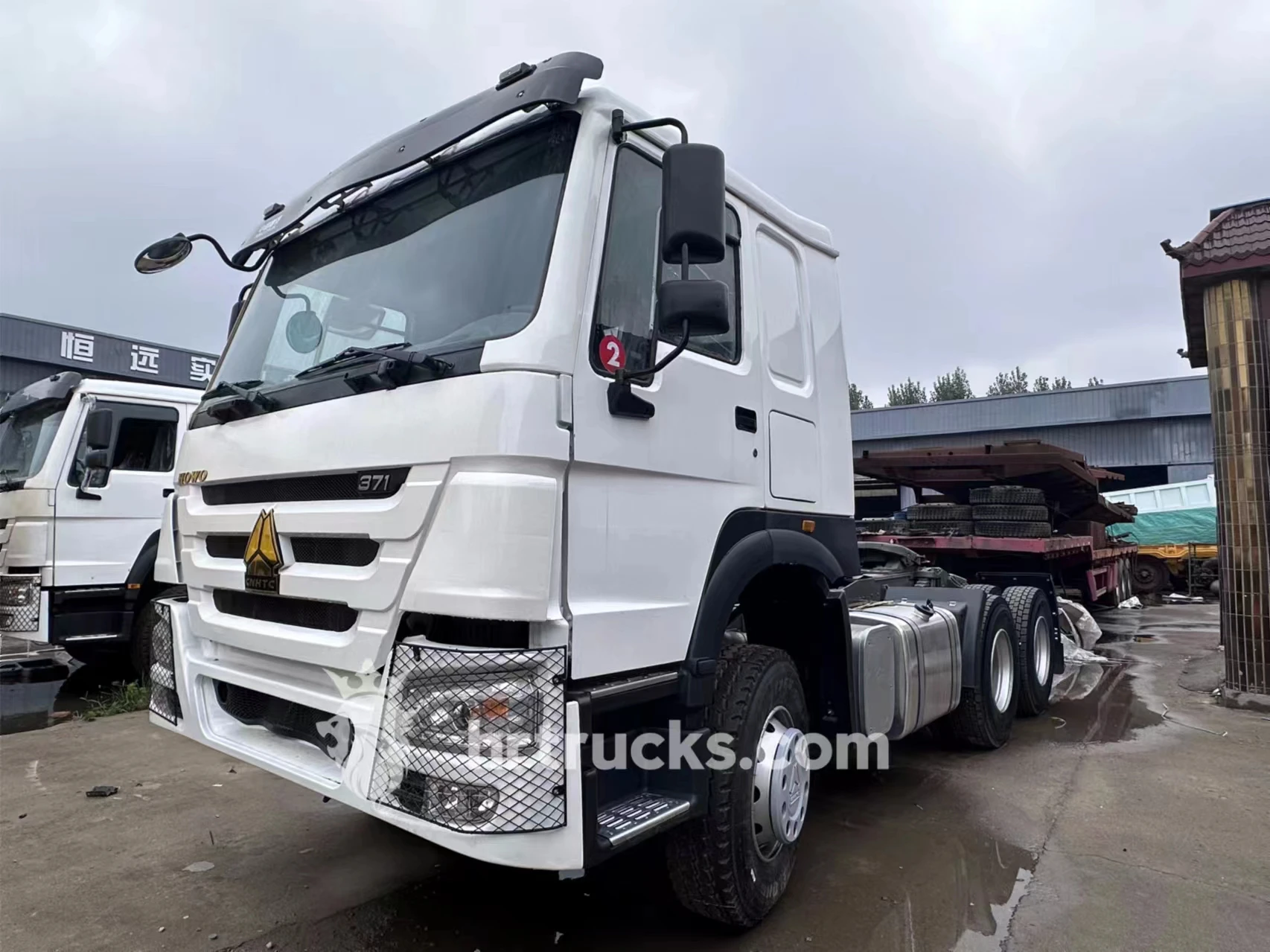 Грузовой тягач Sinotruk Howo 6x4