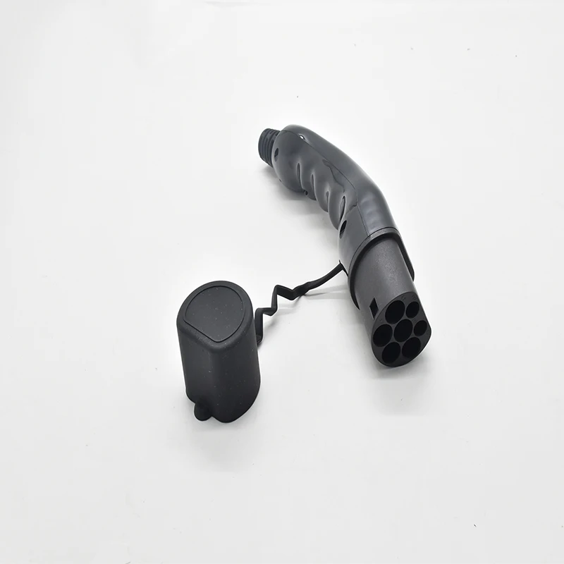 
 High cost performance electric vehicles black/white male AC type 2 charging plug charger connector  