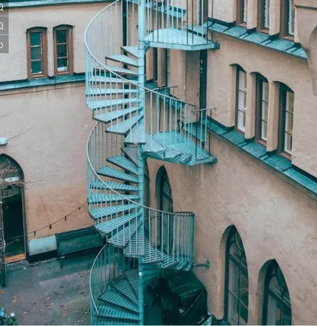 Commercial Outdoor Emergency Ladder Wrought Spiral Stairs Carbon Steel Beam Spiral Staircase