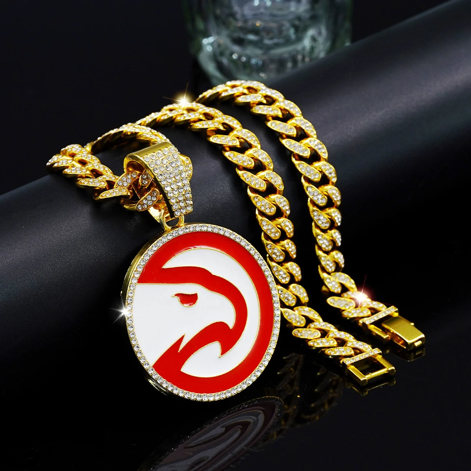 Personality Hip Hop Accessories Sport Fans Custom Made Basketball Jewelry and Spirit Pendant for Basketball Team Fan