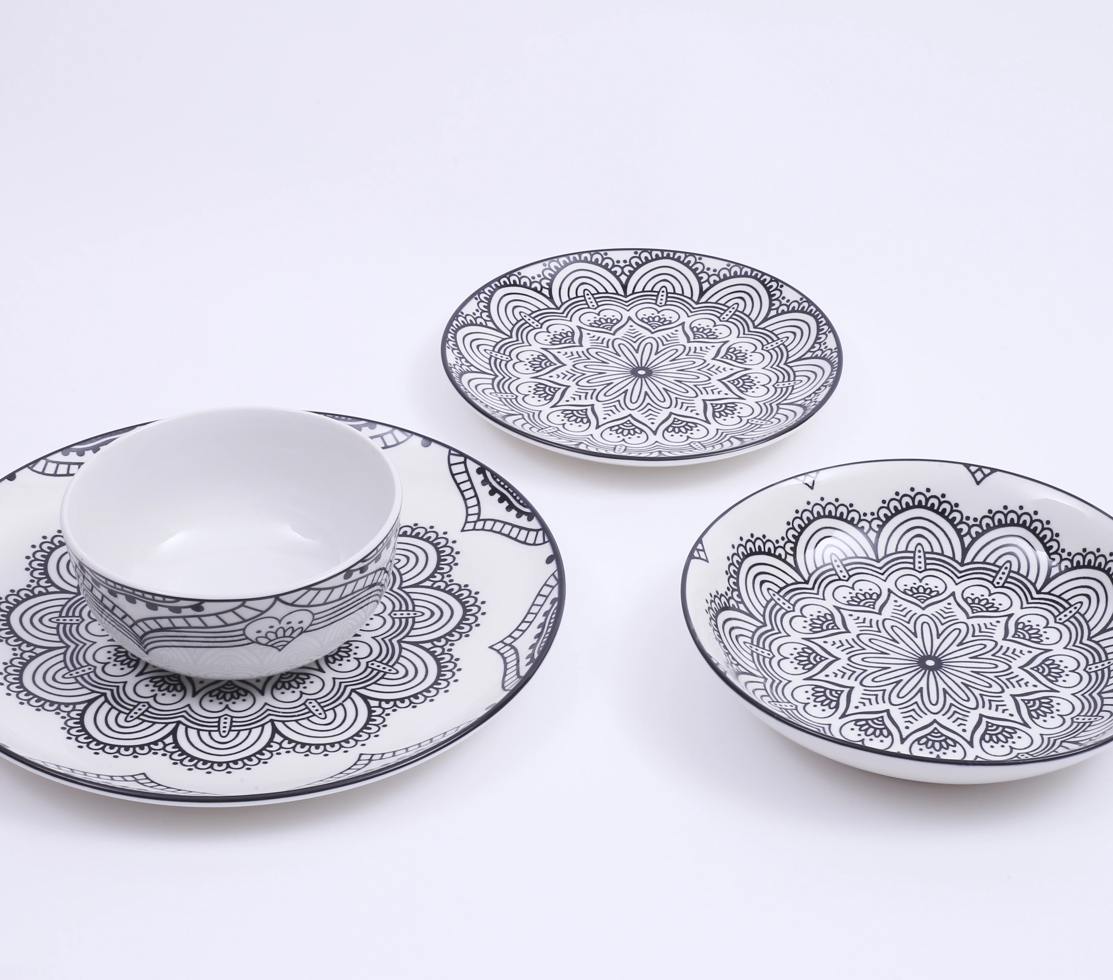 
Elegance Fine Porcelain Printed Dinner Set In Round Shape 