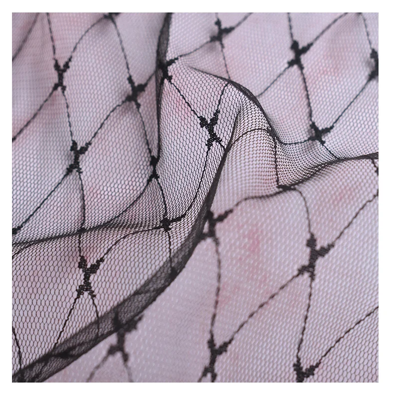 100% Nylon Net Fabric Breathable Water Resistant Silicone Coated Sportswear Bags Garments Cushions Boys Girls 1000d Yarn Count