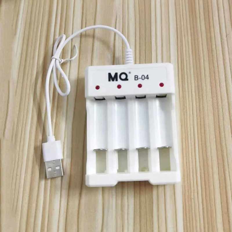Wholesale Portable USB Charger Four Slots Battery Charger Rechargable Battery Charger