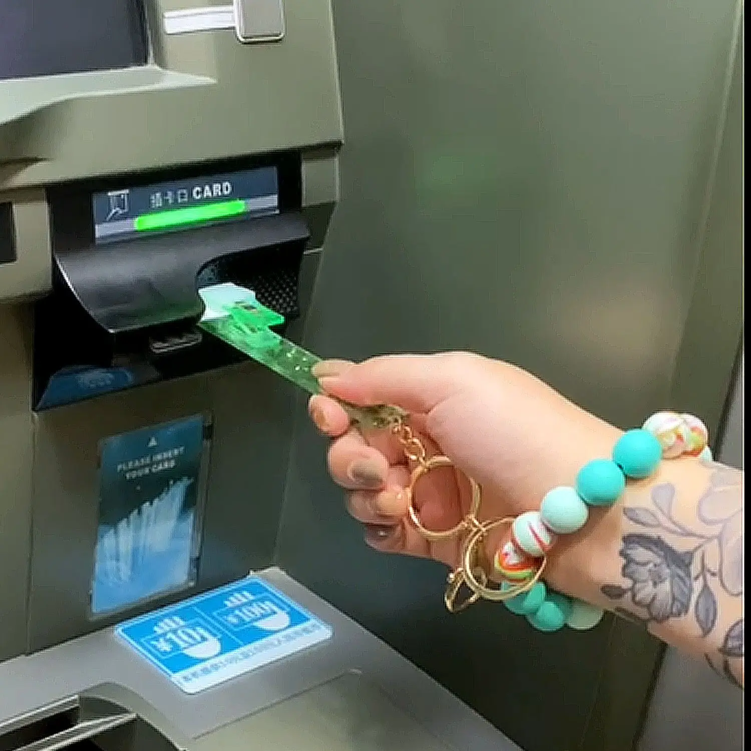 Keychain Silicone Beads Bracelet Wristlet with Credit Card Puller Women Long Nails ATM Keychain