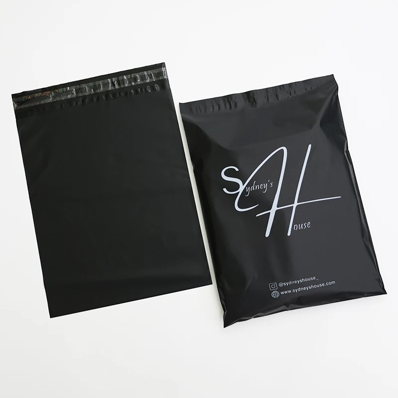 Custom 100% Recycled Self Sealing Shirt Packaging Matte Black Poly Compostable Mailer Courier Bag
