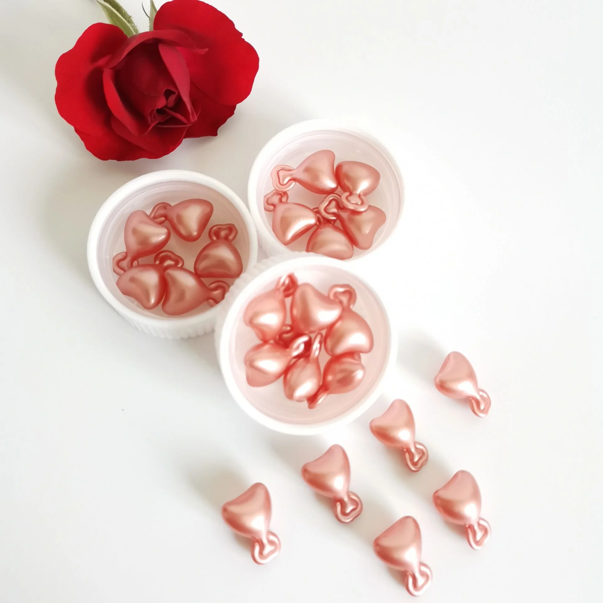 OEM Skin Whitening Gluta Vitamin C Collagen Serum Anti Aging Capsule in Beauty Products Supplement Private Label