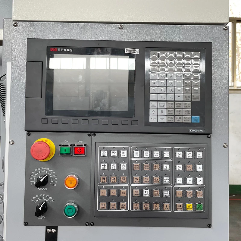 XH7126 Driven by servo motor vertical cnc milling machine 3 axis