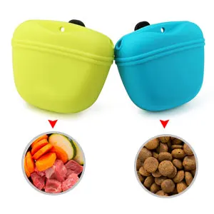 
Dog Walking Treat Pouch Pet Training Food Dispenser with Waist Clip Silicone Treat Pouch 