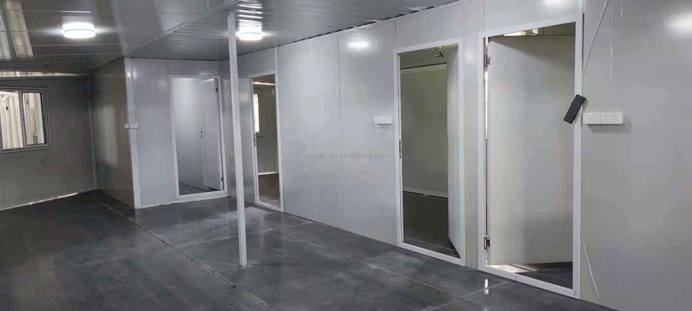 Best Seller Expandable Prefabricated CE Certified Easy to Transport and Install Foldable Container House Steel Door Modern