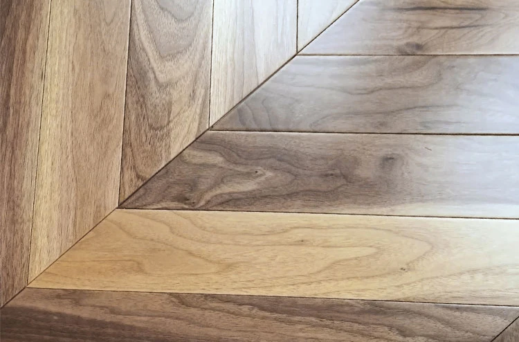 High Quality TAP & GO Fire Multi Core UV Lacquered Retardant Herringbone Engineered Parquet Wood Flooring