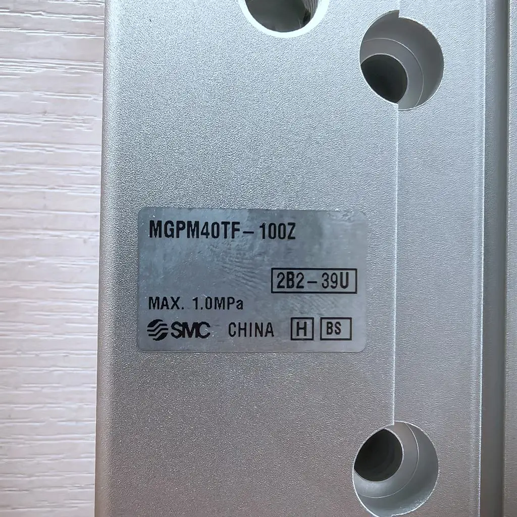 100 New Original SMC  MGP-Z Series Pneumatic MGPM40TF-100Z  Compact Guide Cylinder Slide Bearing Three Piston Rod Double Acting