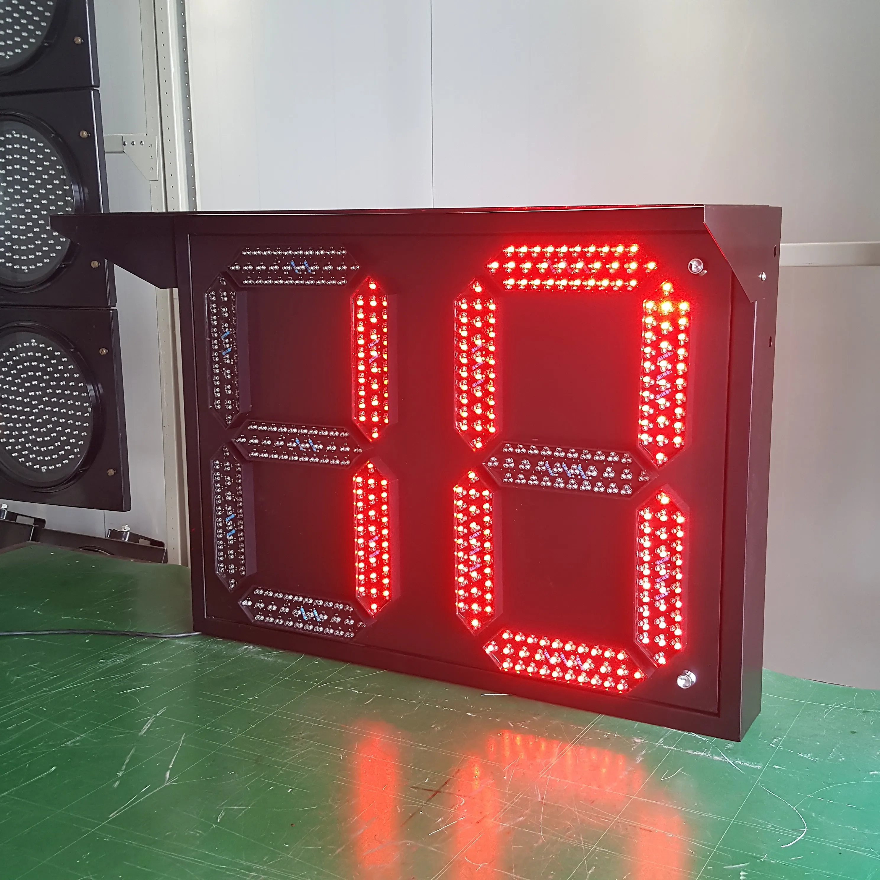 EXW Factory Price 88 2-Digit 525MM-Height RYG Countdown Timer Traffic Light