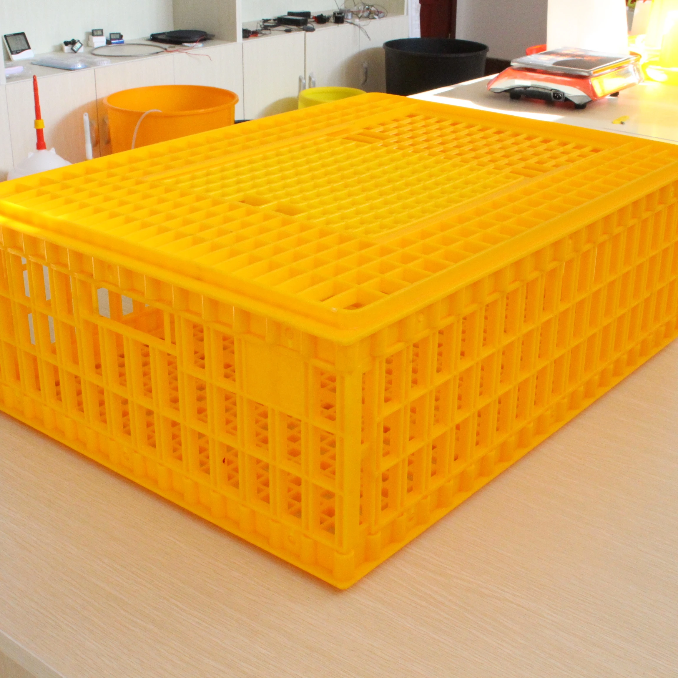 77*55*27cm Best quality Poultry farm plastic chicken transport cages transport crate 0086-13791327428