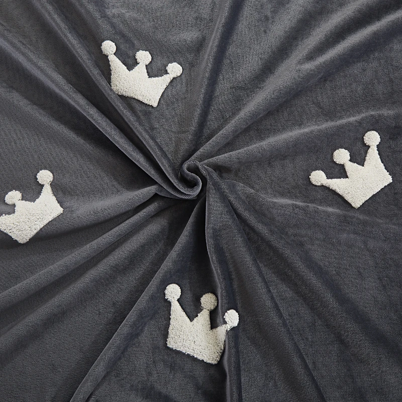 Baby Coral Velvet Four Piece Winter Flannel Bedsheet set Towel Embroidered Quilt Cover Sheets Thicken Warm Dark Gray