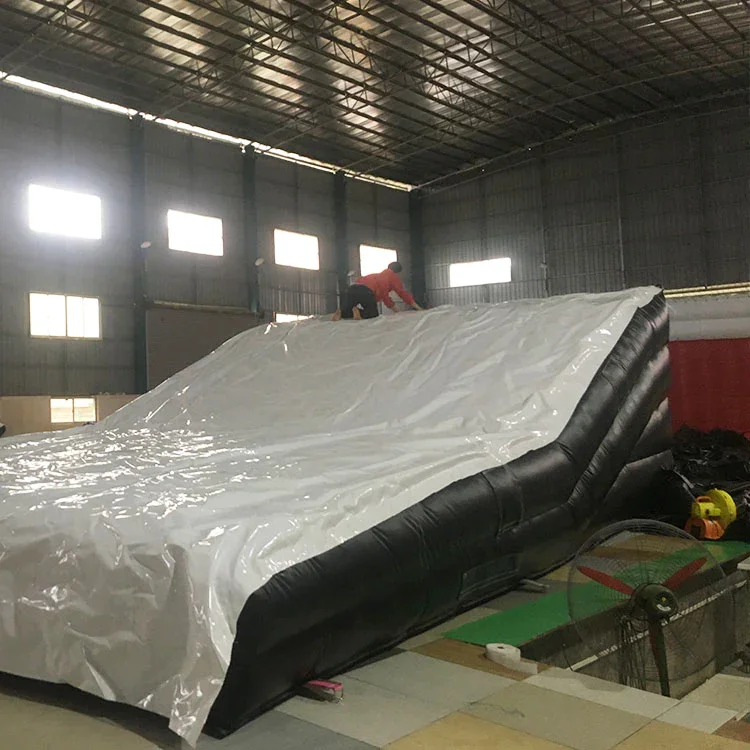 Durable Mountain Bike Inflatable Jumping Airbag Landing Ramp Freefall safety BMX Lander