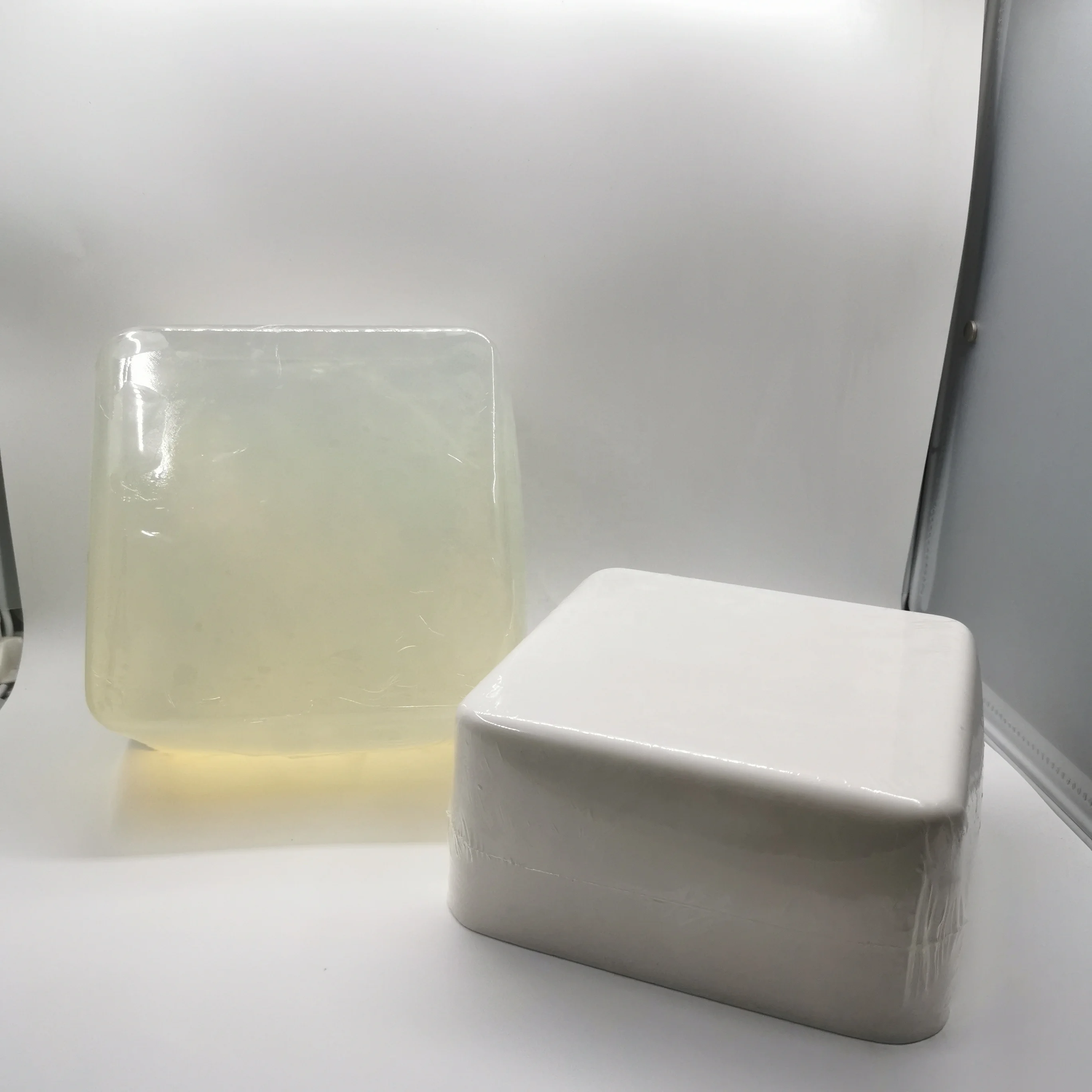 Hot Sale Professional Lower Price Natural Handmade White Glycerin Melt And Pour DIY Soap Base