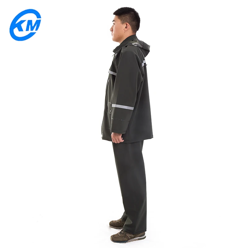 Waterproof PVC Knitted Fabric Outdoor Workers Raincoat Suit