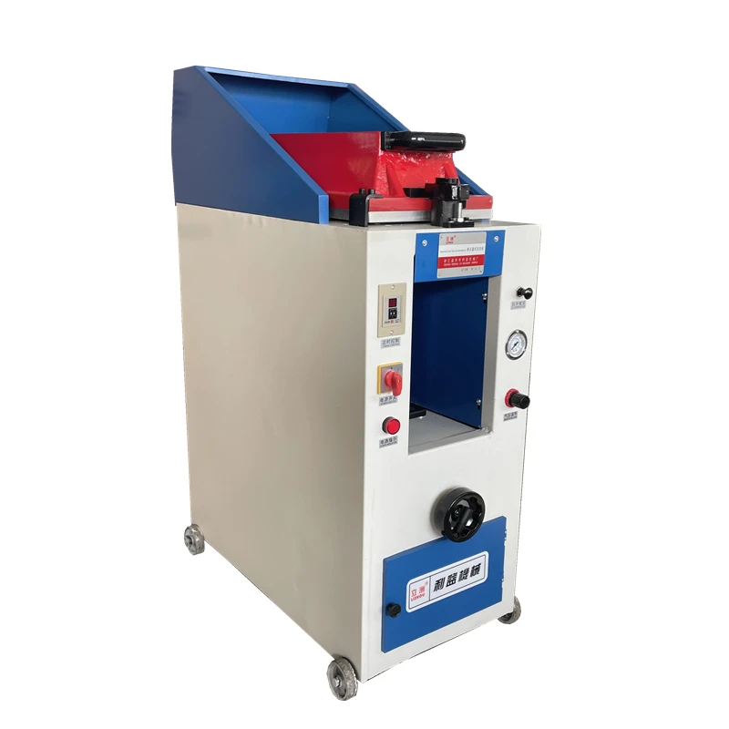 Промышленная работа с устройством для крепления подошвы с воздушным давлением для прессования подошвы обуви