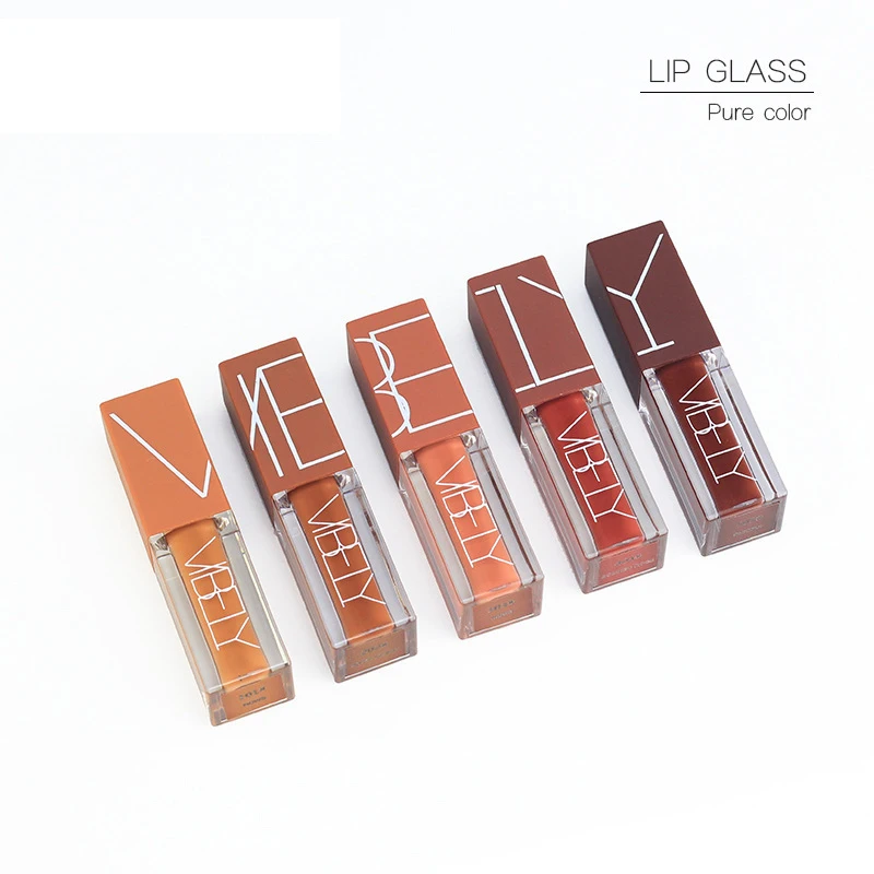 Low Moq Private Label Soft Matte Red Liquid Lipstick Waterproof Sweat Proof Smooth Vegan Cruelty Free Pink Liquid Lip gloss