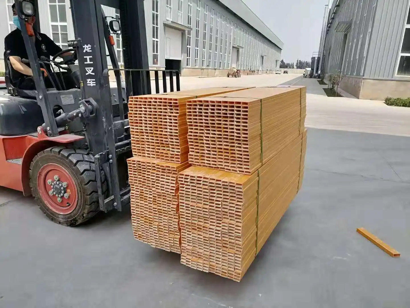 Изготовленные на заказ профили из стеклопластика Pultrusion FRP от