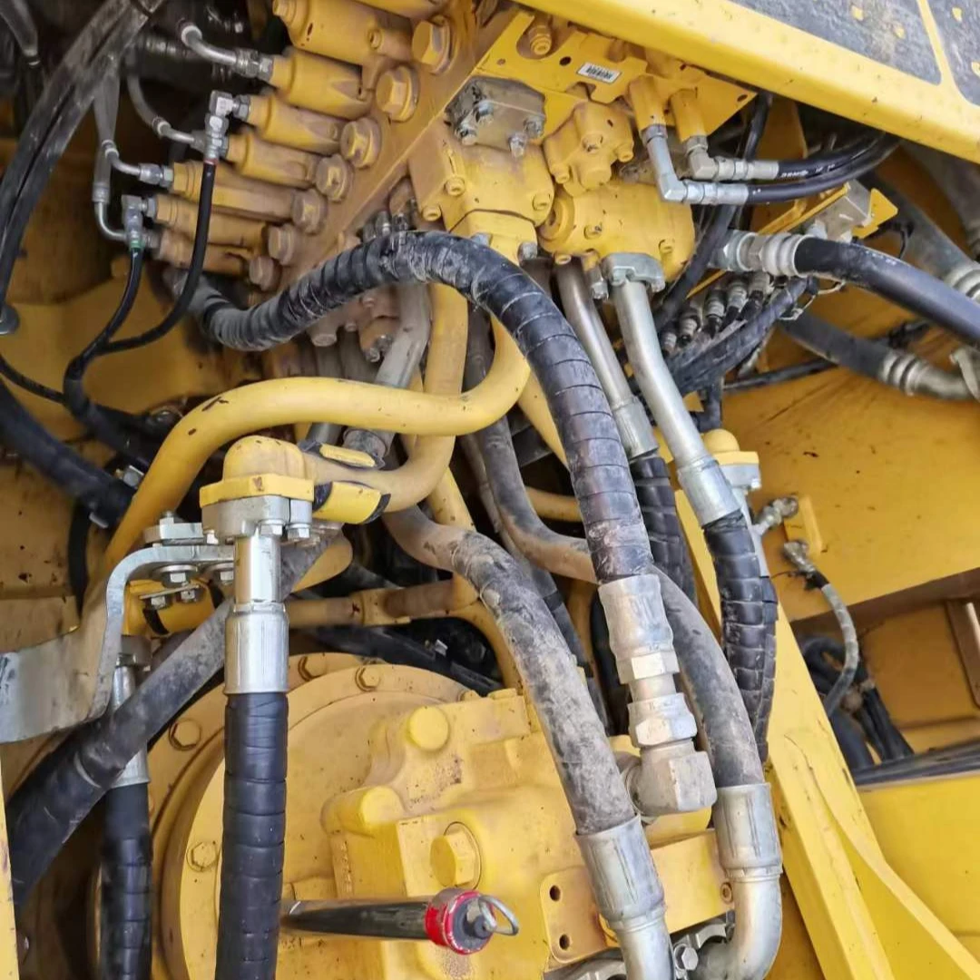 Экскаватор Komatsu- Pc 300-8MO б/у японская строительная машина Komatsu экскаватор для продажи