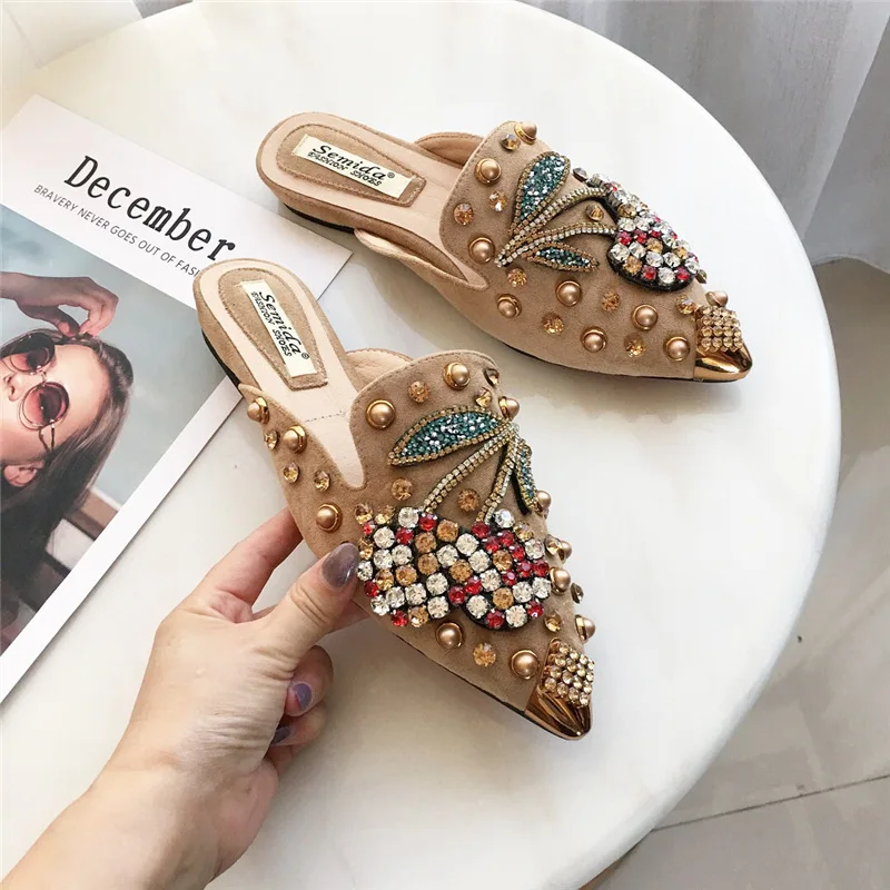 2023 luxury ladies rivets closed-toe slides fashion pointed flats mules women rhinestone pointed stud sandals slippers