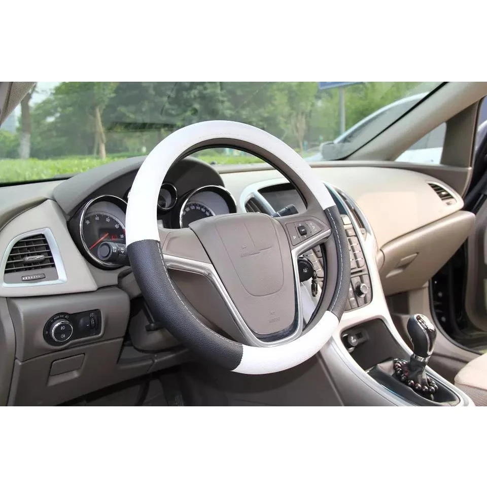 Comfortable anti slip automobile steering wheel cover general size support customization