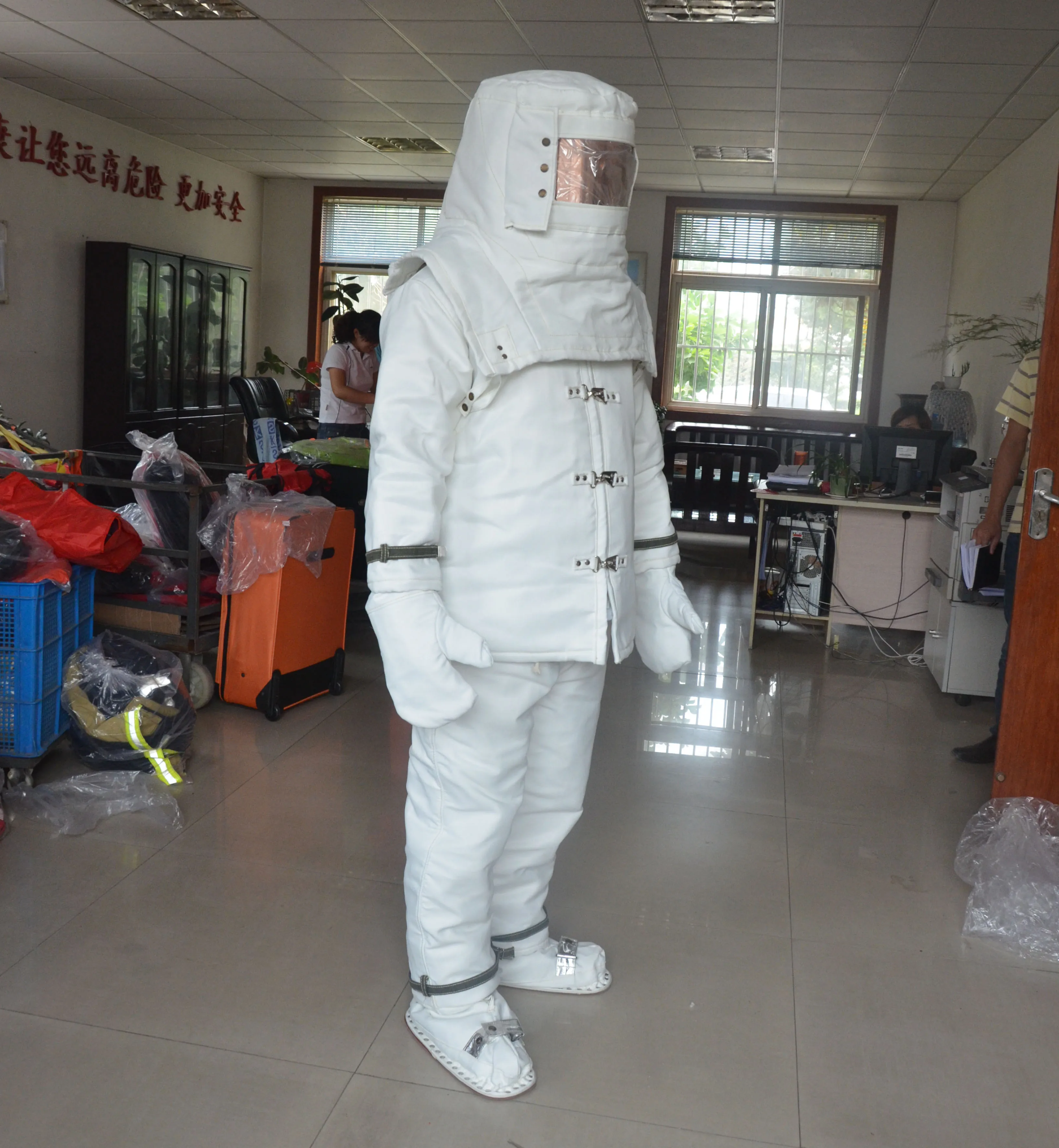 Aluminium silicon fire rescue fireman entry fireproof flame retardant suit