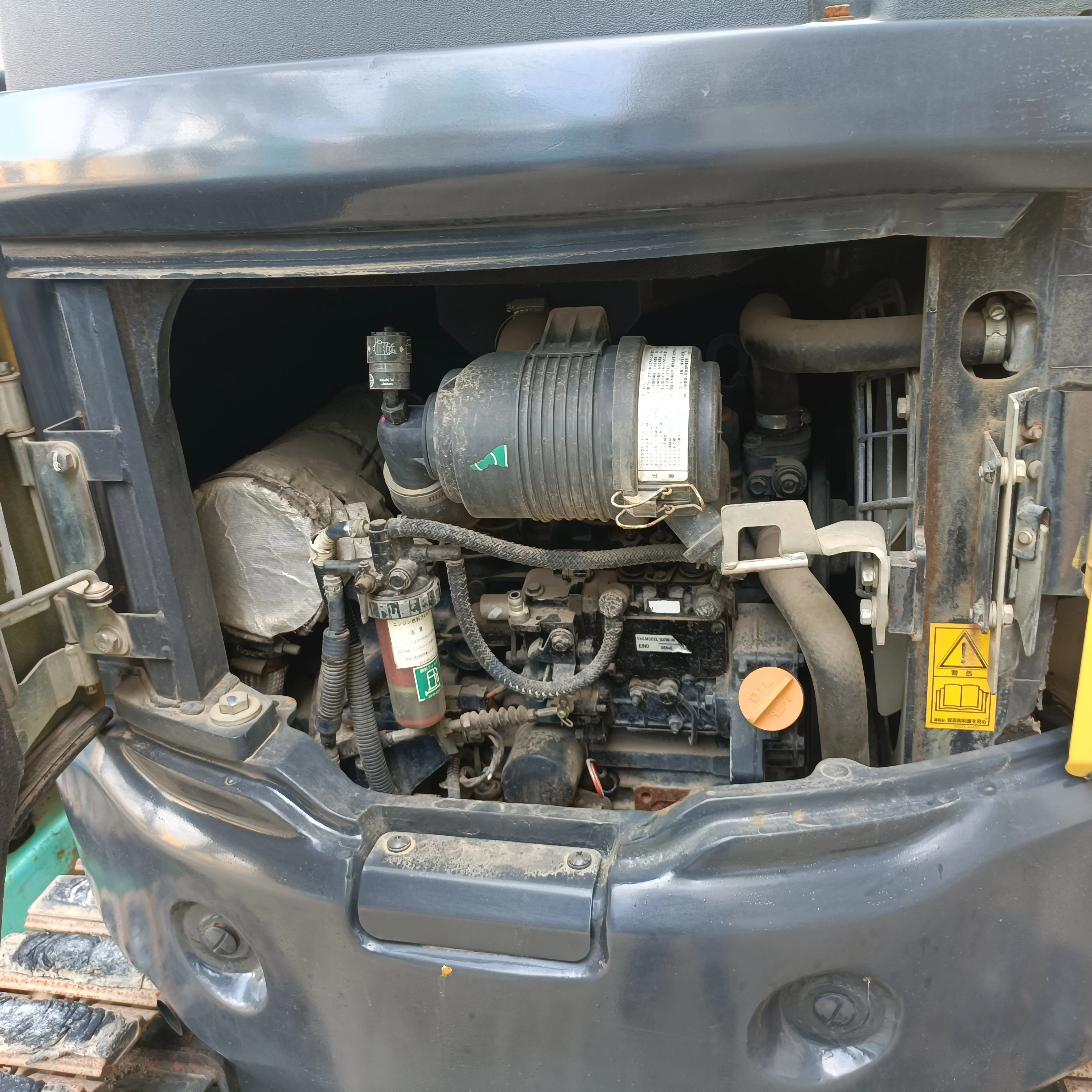 Used small mini hydraulic excavator Komatsu PC20MR-3 2T tracked excavator digger PC20 easy operation for narrow and small space