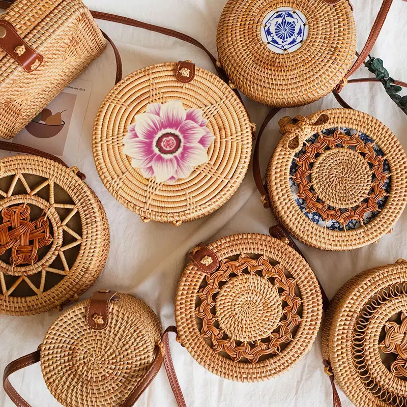 Custom Summer Vacation 2022 Round Straw Bag Bamboo Diy Women Sling Handmade Bags African Vietnam Beach Woven Bali Rattan Bag