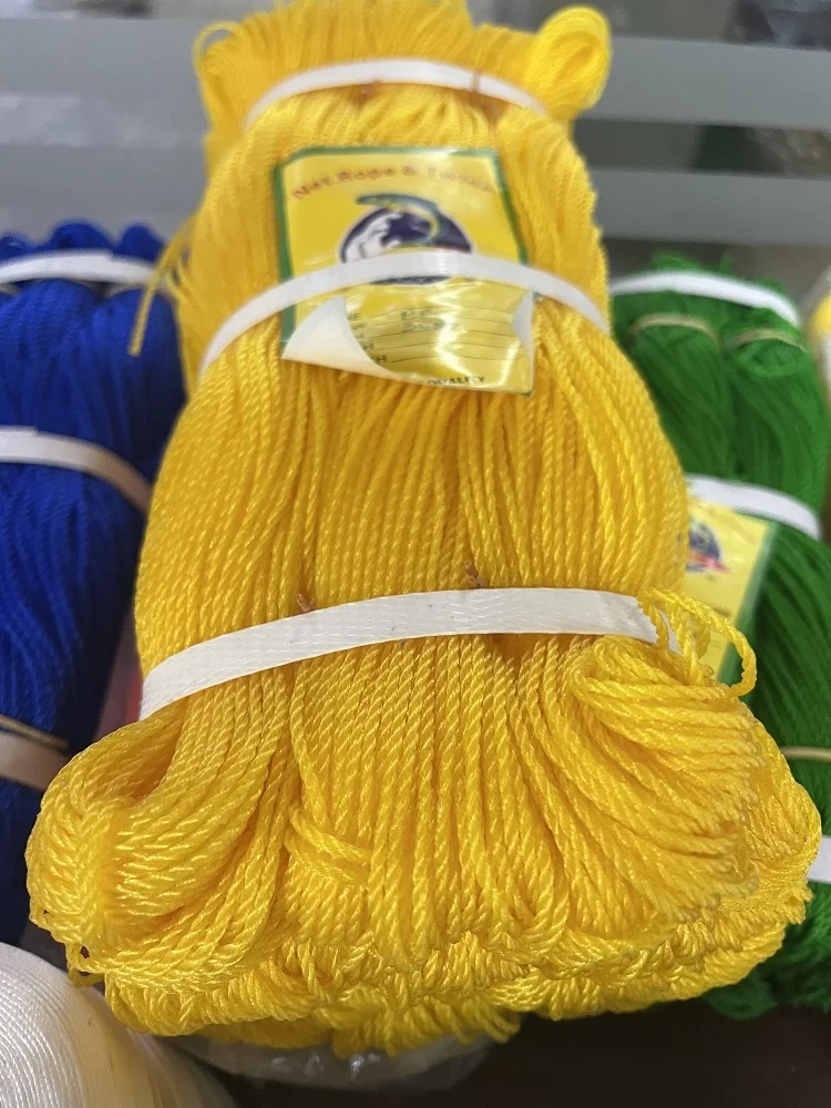 Wholesale colorful 3 strands in hank pe Polyethylene twist twine for fishing packaging