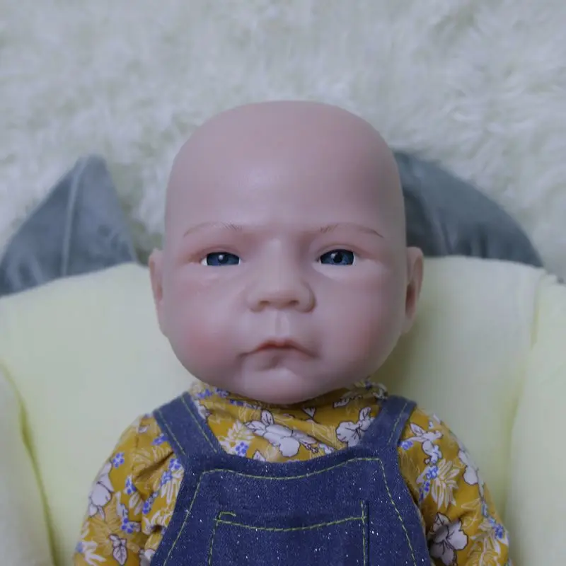 18.5inch Real Reborn Doll Baby Silicone Body(boy) Newborn Baby Lifelike Painted Skin With Pacifier bottle and outfit for gifts