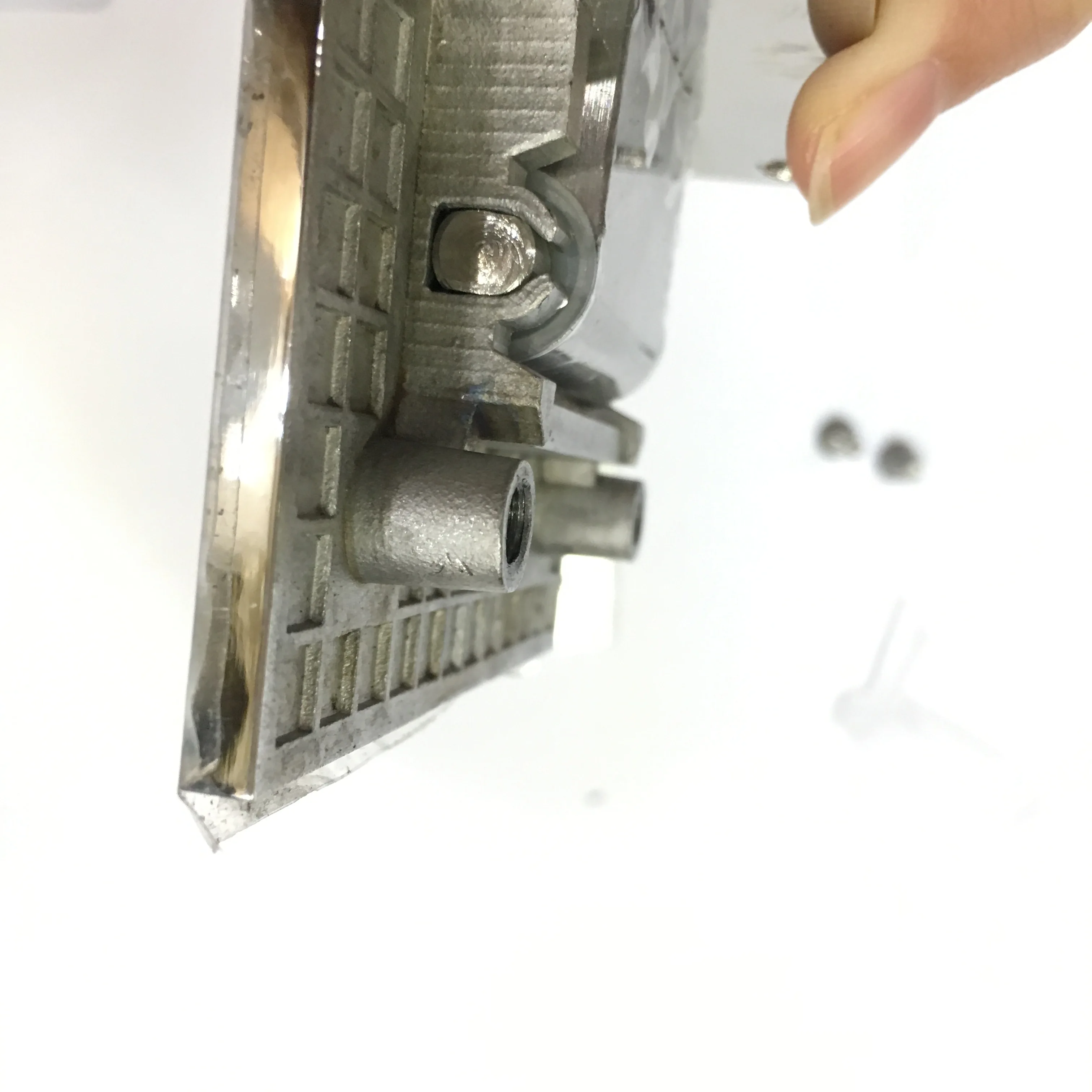 Factory customization Bathroom Accessories Shower Hinge Bevel Edge Glass Door Glass To Wall Shower Hinge glass clamp