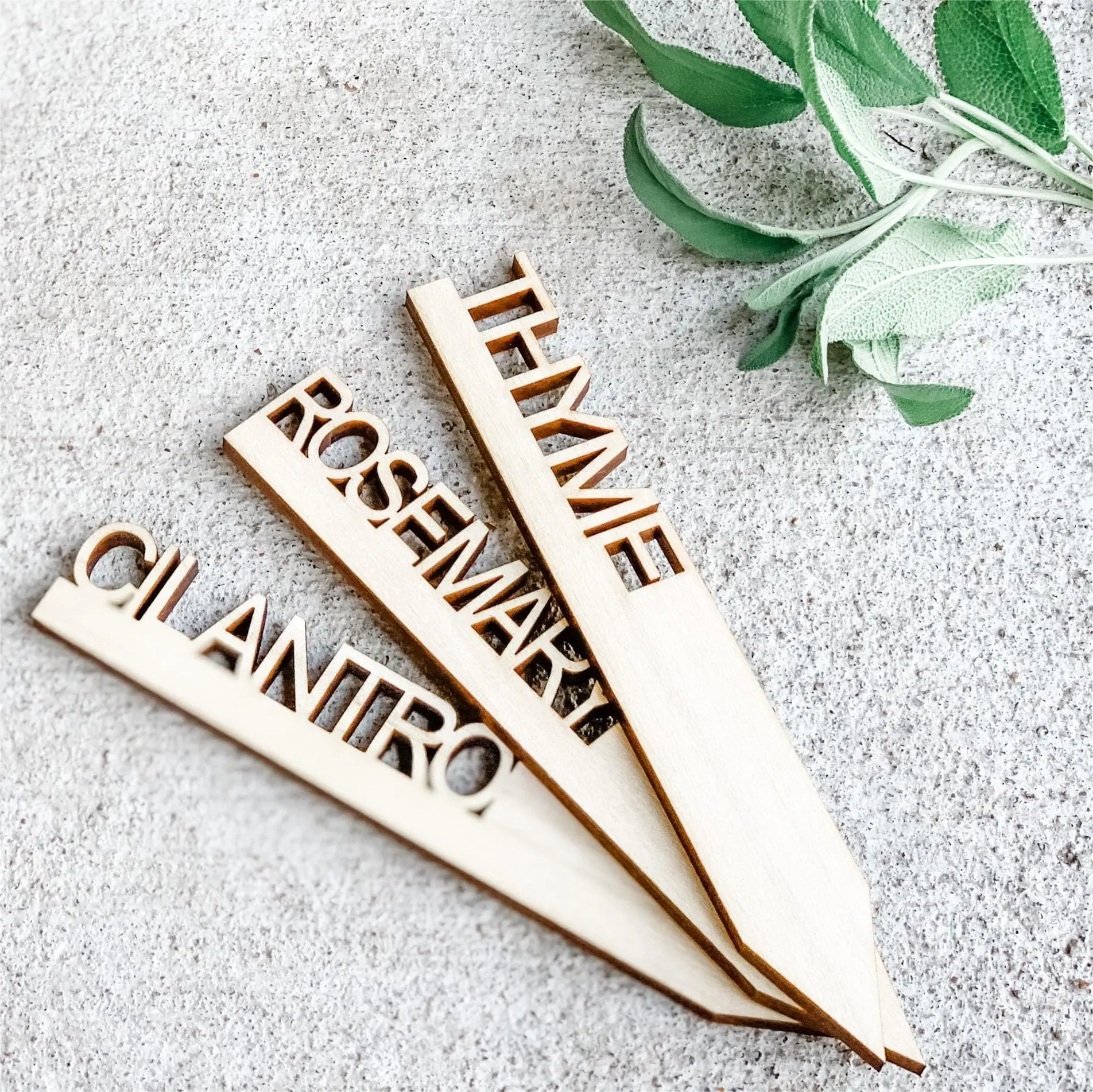 Low Cost Custom Herbs Seed Flowers Garden Jardin Vegetables Bamboo Wooden Plant Labels Tags Markers