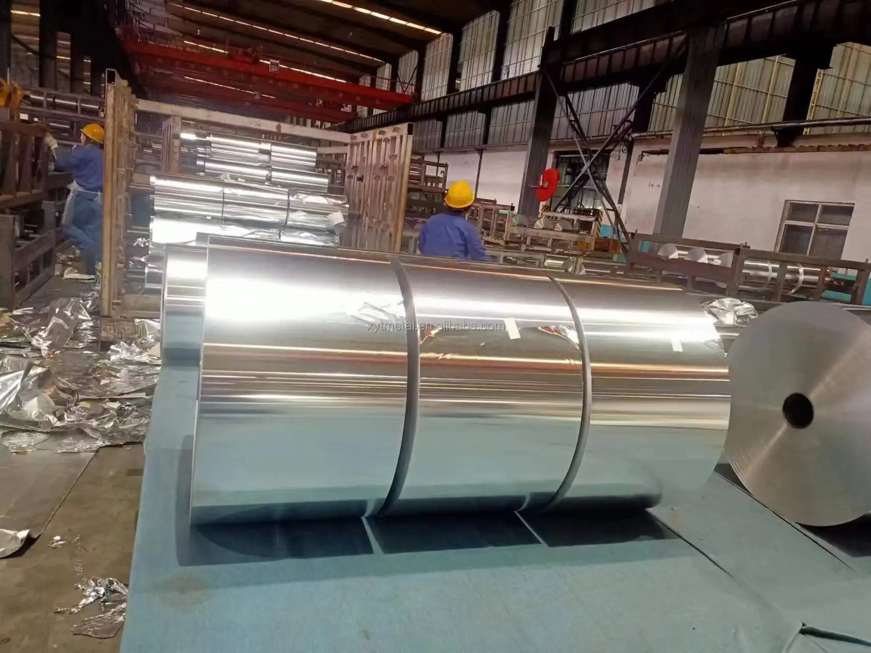 Silver Color Food Grade 8011 3004 Aluminum Foil 10 12 13 Micron Thickness Aluminum Foil Roll