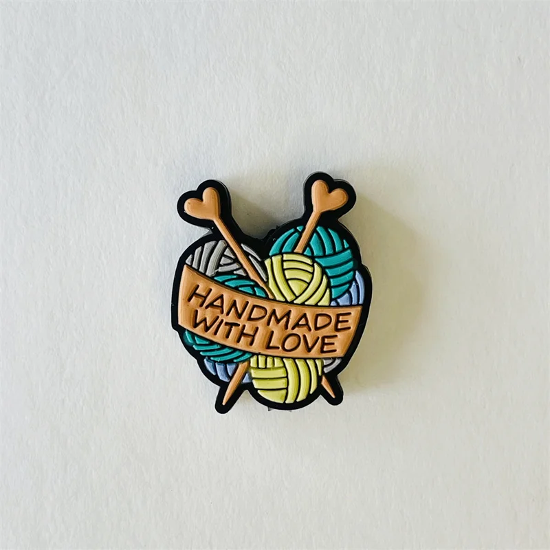 Пользовательские и оптовые продажи различных головных убор шерстяные шарики Мультяшные силиконовые фокусирующие бусины можно сделать своими руками с ручкой из бисера