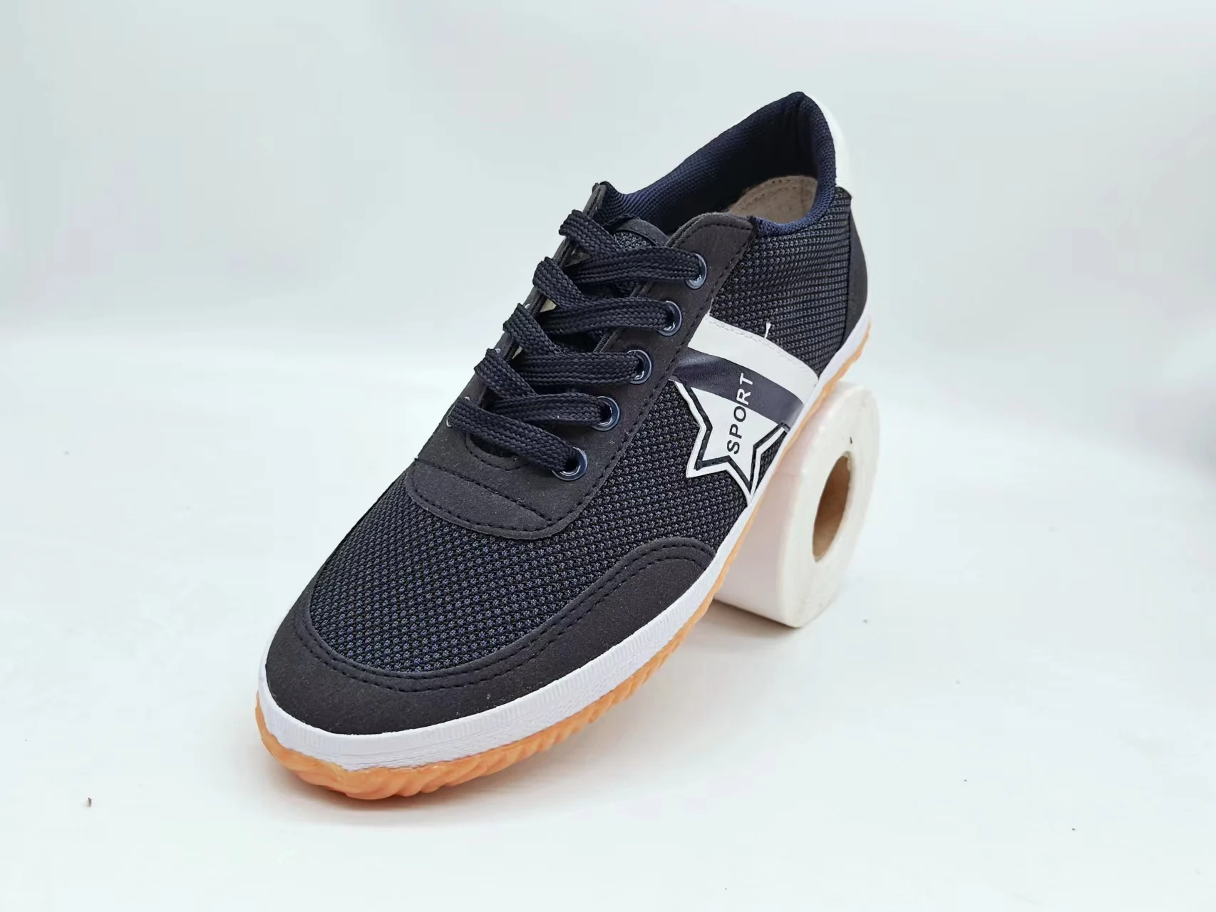 Hot sale in Russia Yemen Oman Dubai Saudi Arabia Egypt Nigeria Algeria canvas sneakers custom flat unisex women rubber shoes men