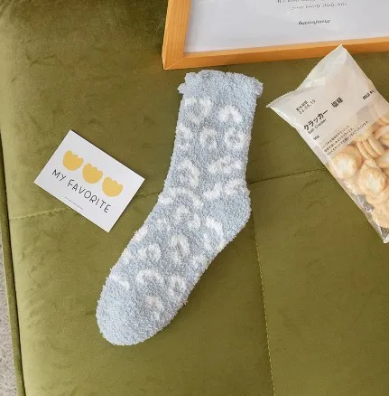 Warm Thicken Leopard Women Tube Winter Fluffy Socks Sleeping Floor Crew Hosiery Home Cozy Socks for Women