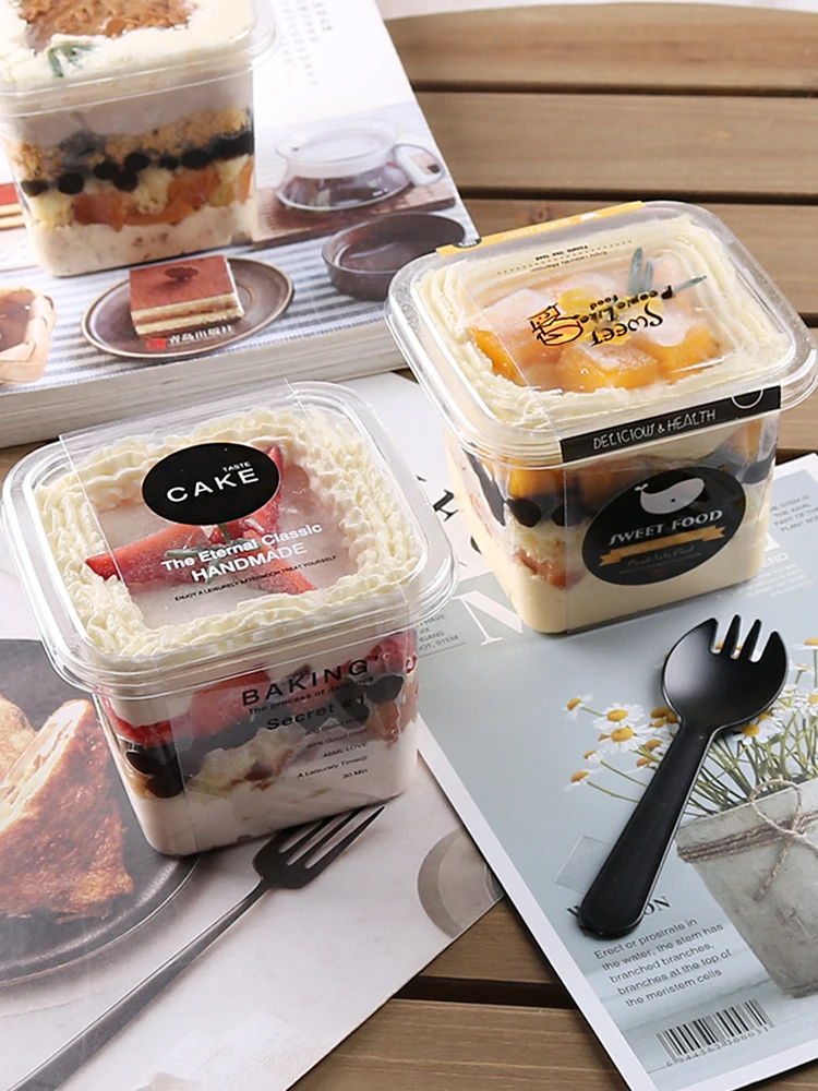 
Dessert shop supplies disposable Square plastic dessert cup Clear Plastic Cake Mousse Cup Tiramisu Contain with PET lid 