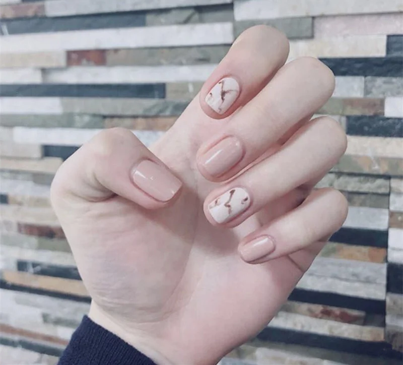 press on nails (7).jpg