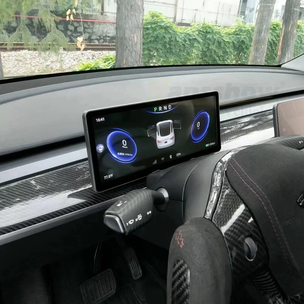 Прибор для приборной панели Tesla