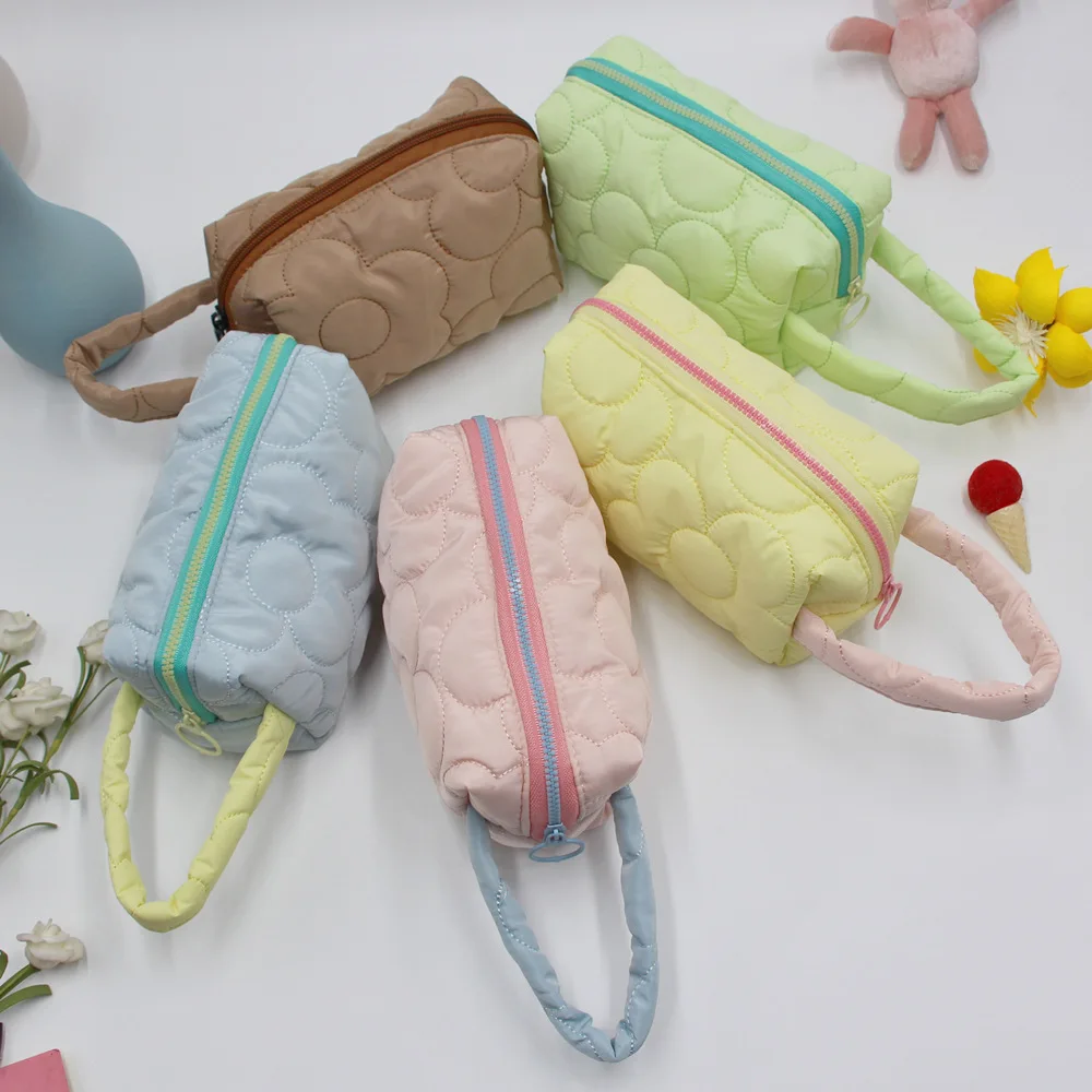New Fashion Cosmetics Beauty Bag For Women And Girls Candy Color Fluffy Cute Fill Makeup Bag Custom Logo Storage Bag