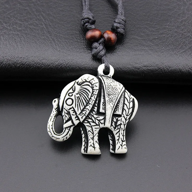 Ethnic Handmade Wax Cord Wood Beads Adjustable Choker Animal Resin Elephant Pendent Totem Amulet Jewelry For Men Women
