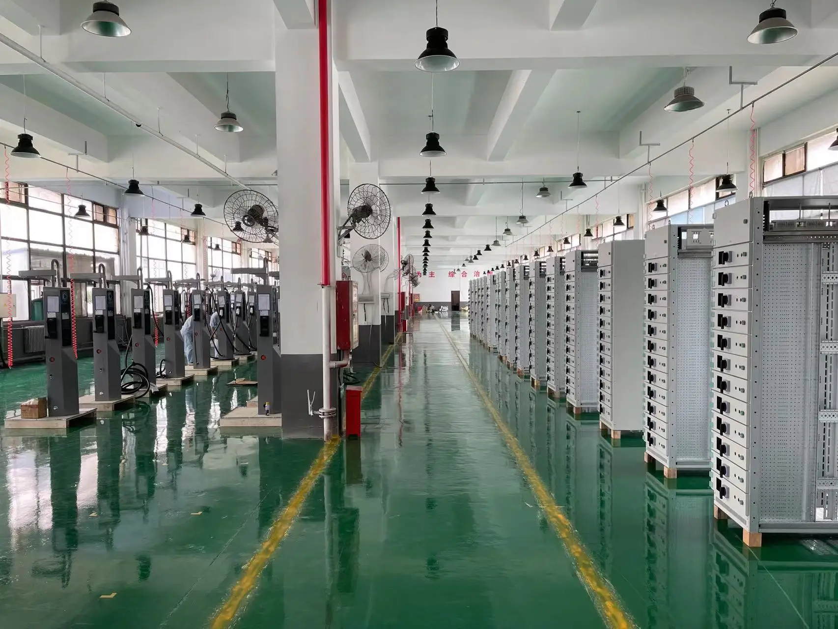 215Kwh 100 Kw SCU Battery energy storage system commercial industrial energy storage system solar energy storage systems