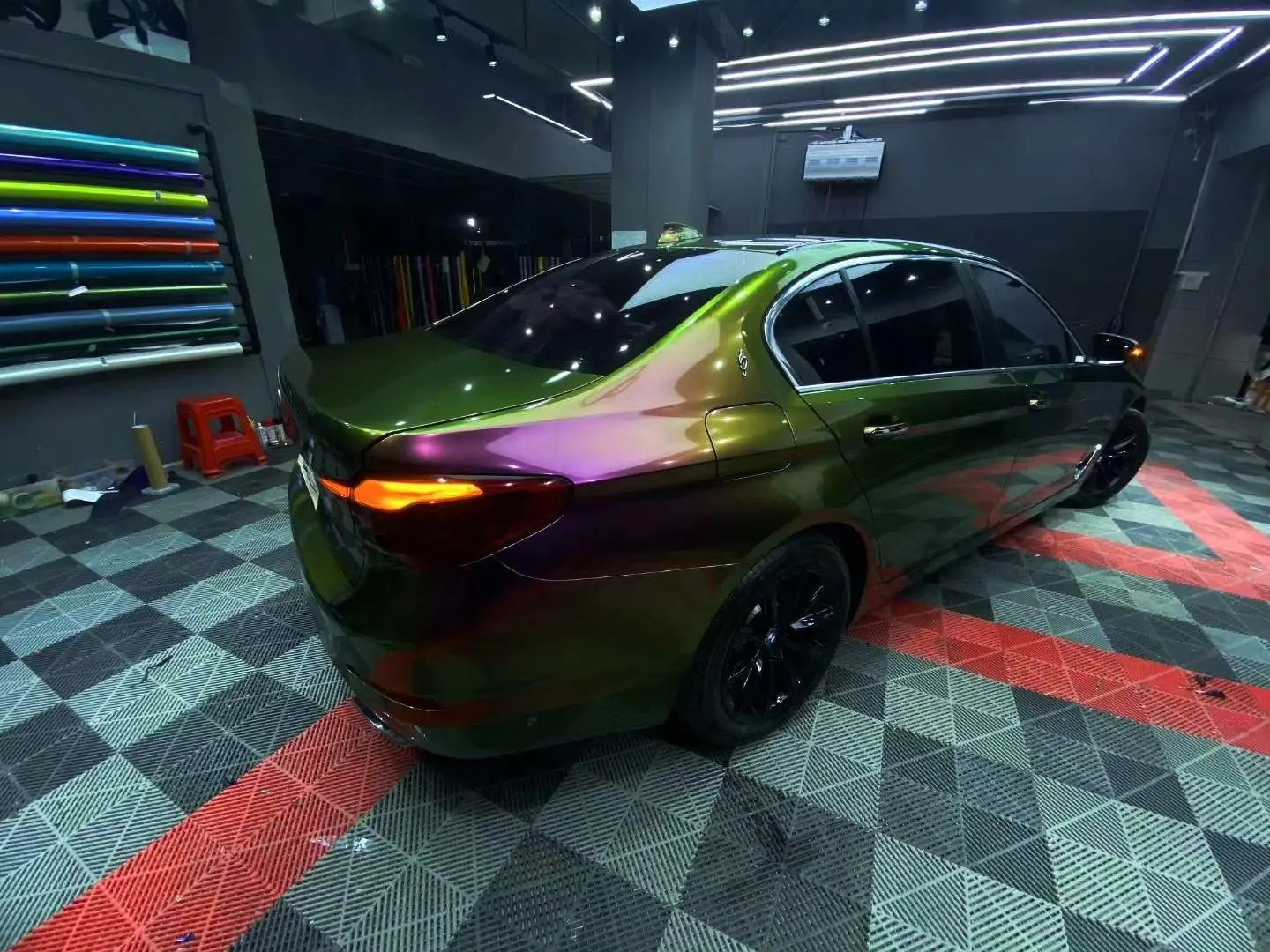 Glossy Chameleon Purple Green Vinyl Car Sticker